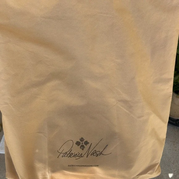 Patricia Nash beautiful NWT - Picture 3 of 11